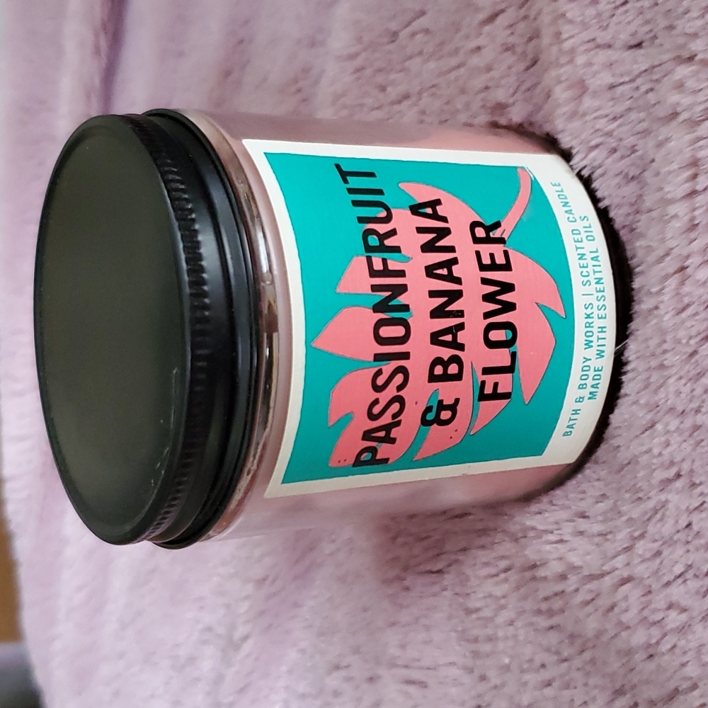 Bath & Body Works Candle